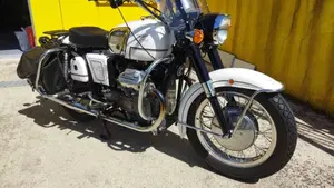 Moto Guzzi   (2)