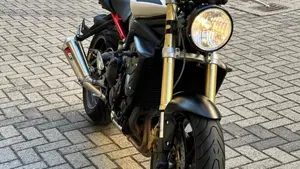 Triumph Street Triple (2007 - 12) 