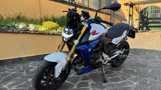Bmw F 900 R (2021 - 24) usata