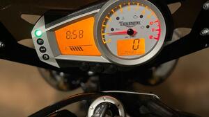 Triumph Speed Triple 1050 (2005 - 11) 