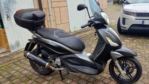 Piaggio Beverly 350 SportTouring ie ABS (2011 - 17) 