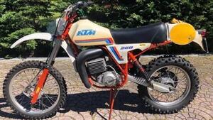 KTM  