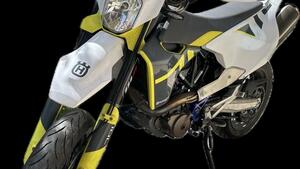 Husqvarna 701 Supermoto (2021) 