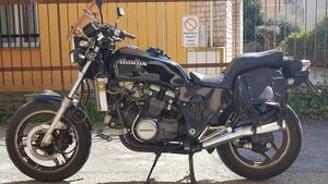 Honda VF 750 S (1985 - 87) 