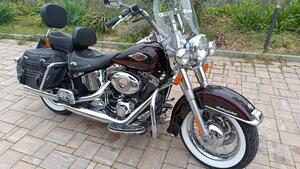 Harley-Davidson 1584 Heritage Classic (2008 - 10) - FLSTC 