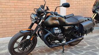 Moto Guzzi V7 Stone (2021 - 24) usata