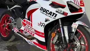 Ducati Panigale V2 (2021 - 24)  (2)