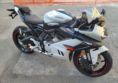 CFMOTO 675SR-R (2025 - 26) - Annuncio 9691761