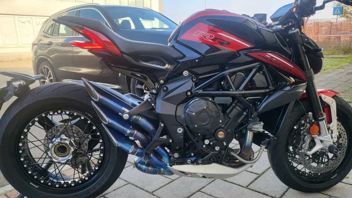 MV Agusta Dragster 800 RR SCS (2021 - 25)  (2)