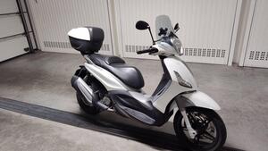 Piaggio Beverly 350 SportTouring ie (2011 - 15) 