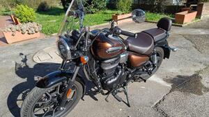 Royal Enfield Meteor 350 Supernova (2021 - 25) 