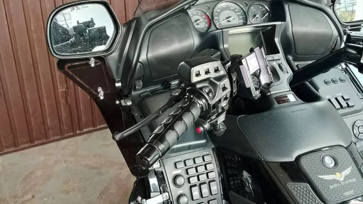 Honda GL 1800 Gold Wing (2012 - 17)  (13)