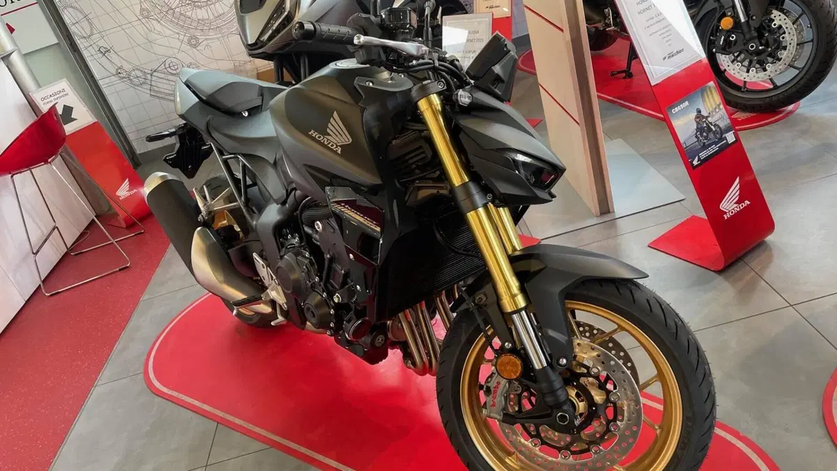 Honda CB 1000 Hornet SP (2025 - 26)  (2)