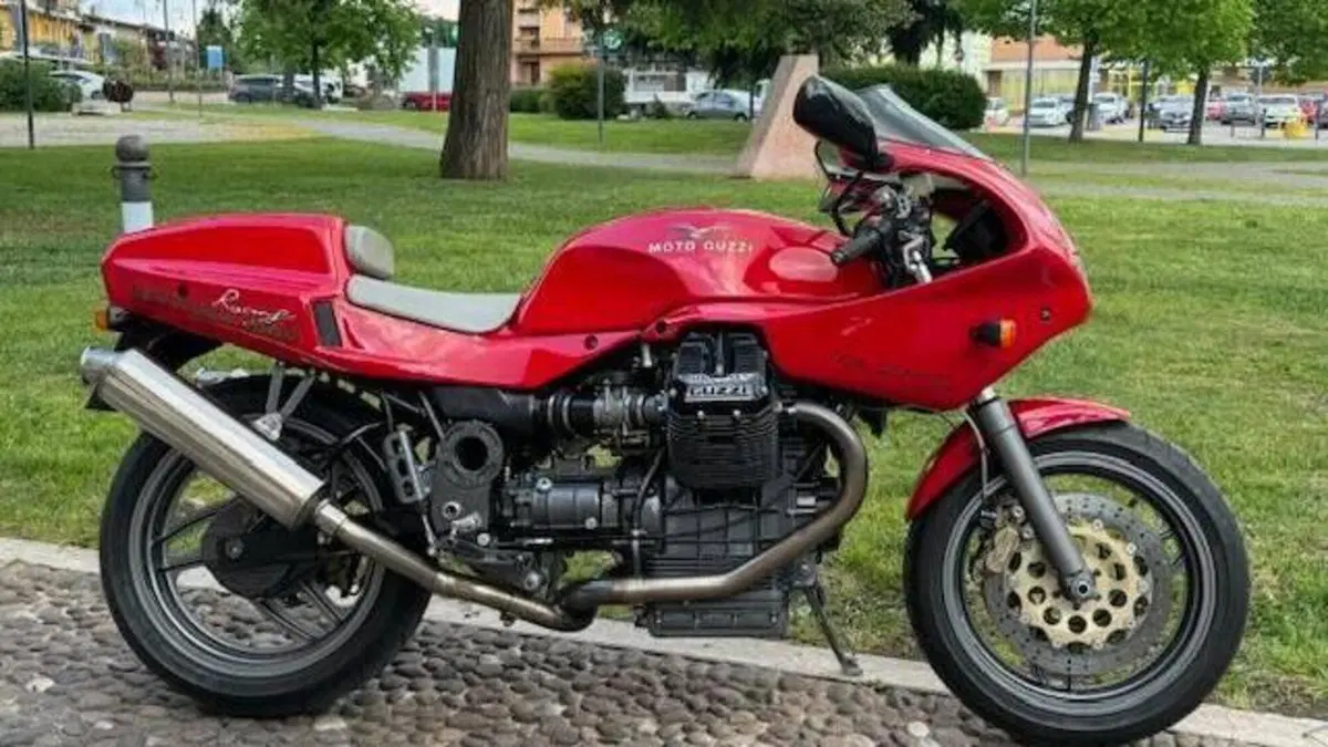 Moto Guzzi   (2)