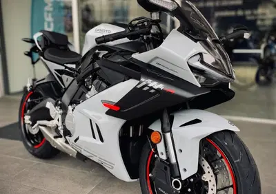 CFMOTO 675SR-R (2025 - 26) - Annuncio 9651302