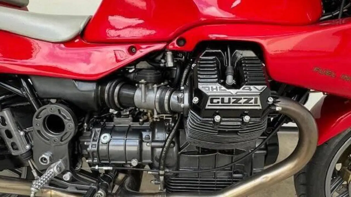 Moto Guzzi   (9)