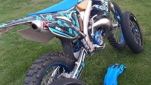 Tm Moto EN 250 (2018) 