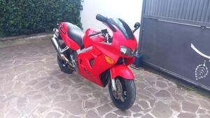 Honda VFR 800 (1998 - 01) 