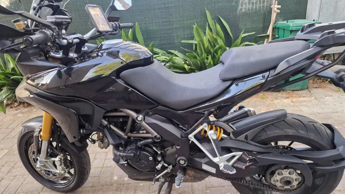 Ducati Multistrada 1200 S Touring (2010 - 12)  (2)