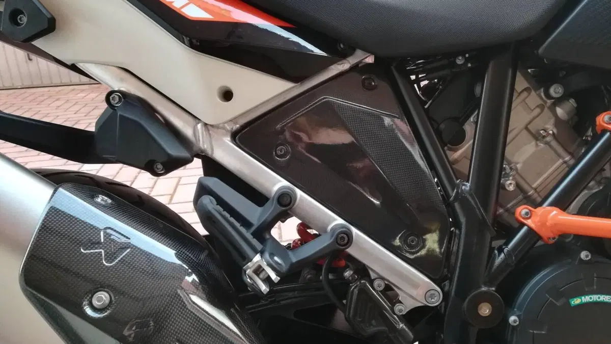 KTM 1050 Adventure (2015 - 16)  (16)