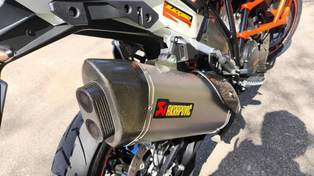 KTM 1050 Adventure (2015 - 16)  (20)