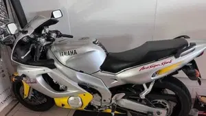 Yamaha   (5)