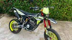 Fantic Motor Motard 125 Casa 4t (2019) 