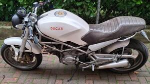 Ducati Monster 620 S  I.E (2002) 
