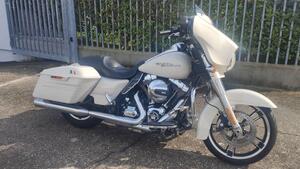 Harley-Davidson 1690 Street Glide Special (2014 - 16) - FLHX 