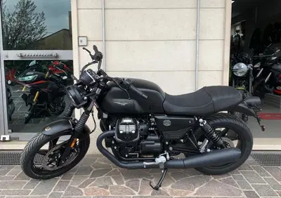 Moto Guzzi V7 Stone (2025 - 26) - Annuncio 9699097