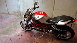 MV Agusta Brutale 910 S (2005 - 11) 