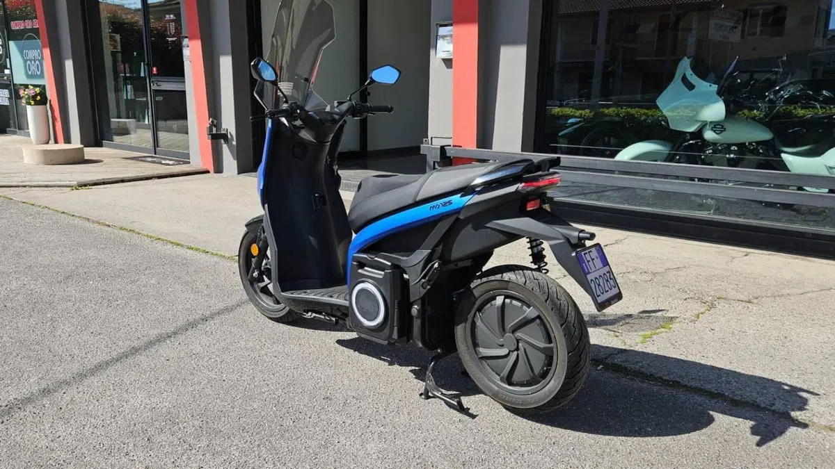 Seat MÓ 125 Performance (2022 - 26)  (7)