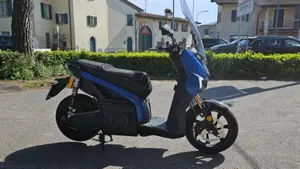 Seat MÓ 125 Performance (2022 - 26)  (9)