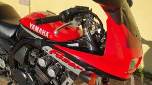Yamaha FZS 600 Fazer (1998 - 01) 