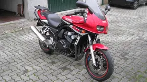 Yamaha FZS 600 Fazer (1998 - 01)  (5)