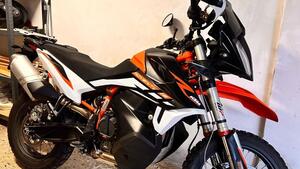 KTM 890 Adventure R (2021) 
