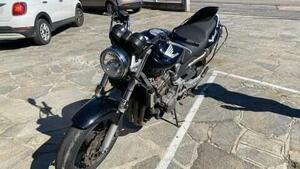 Honda Hornet 900 