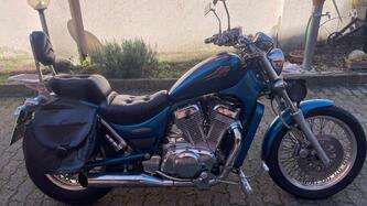 Suzuki VS 600 GLF Intruder (1996 - 98) usata