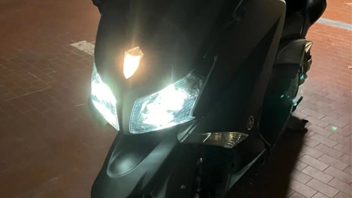 Yamaha T-Max 530 Black Max ABS (2012 - 14)  (3)