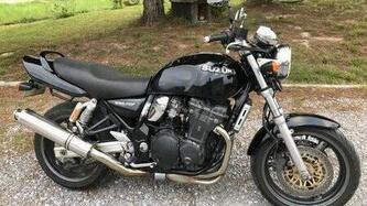 Suzuki GSX 750 (1998 - 03) usata