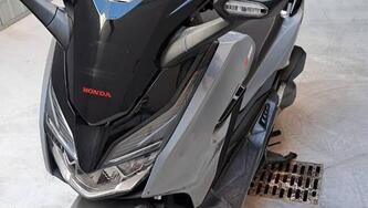 Honda Forza 300 Deluxe ABS (2018 - 20) usata