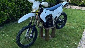 Husqvarna TC 125 (2022) usata