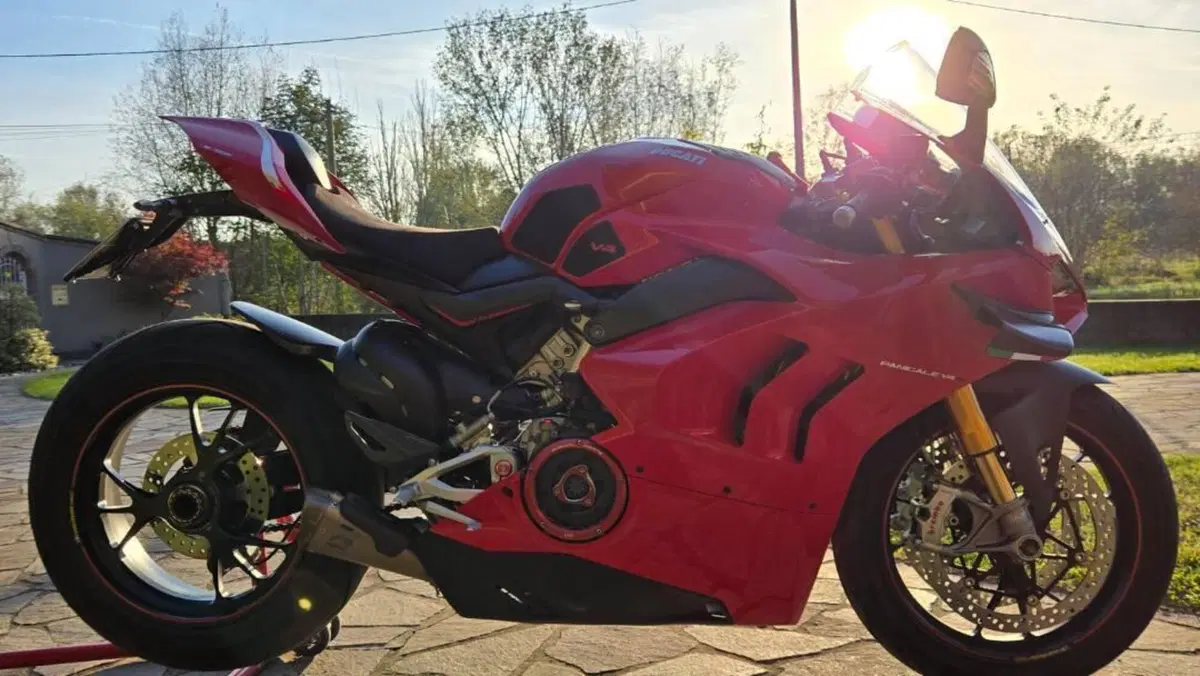 Ducati Panigale V4 1100 (2020)  (6)