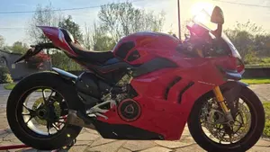 Ducati Panigale V4 1100 (2020)  (6)