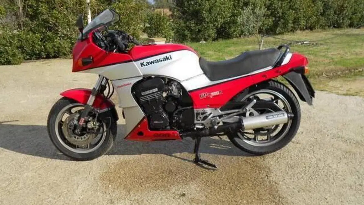 Kawasaki   (2)