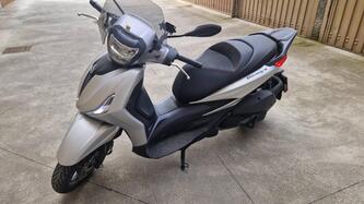 Piaggio Beverly 300 Hpe (2021)