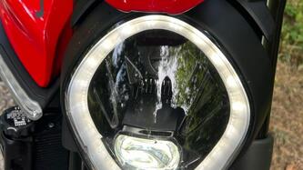 Ducati Monster 937 + (2021 - 25) usata