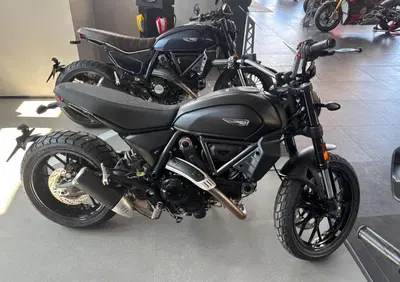 Ducati Scrambler 800 Icon Dark (2025 - 26) - Annuncio 9701667
