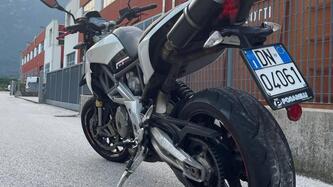 Aprilia Dorsoduro 750 (2009 - 14) usata