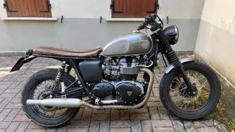Triumph Bonneville T100 (2001 - 07) usata